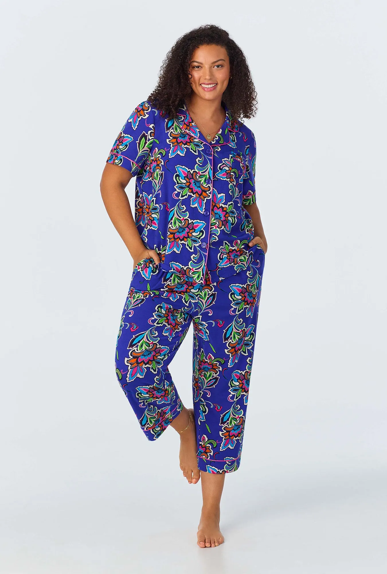 BedHead x Trina Turk Paisley Flower Short Sleeve Classic Stretch Jersey Cropped PJ Set
