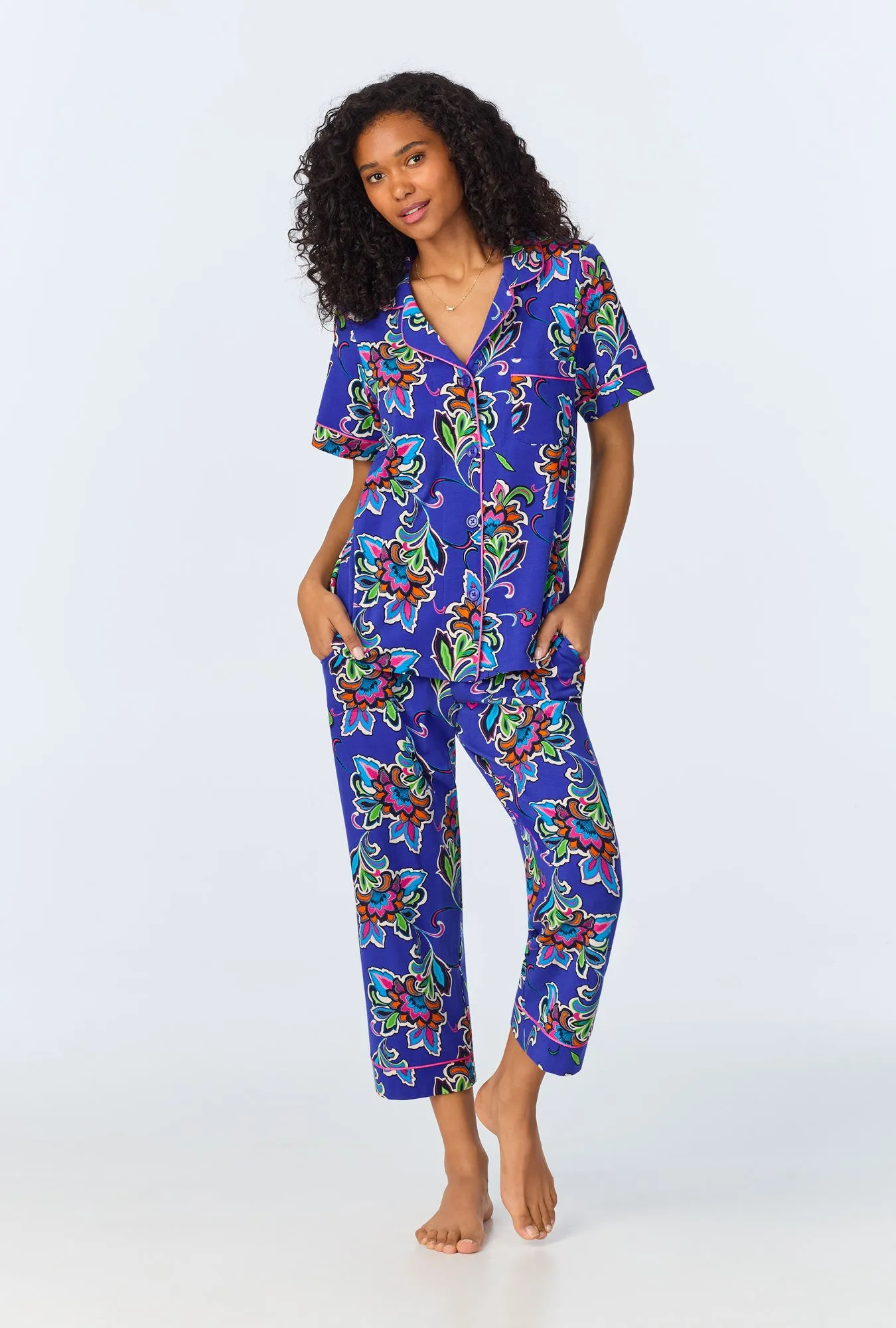 BedHead x Trina Turk Paisley Flower Short Sleeve Classic Stretch Jersey Cropped PJ Set