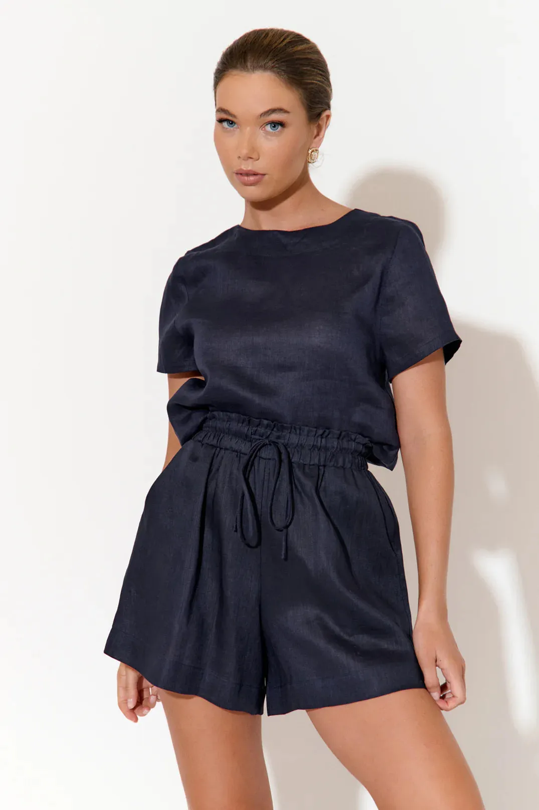 Kita Short Sleeve Button Back Linen Top Navy