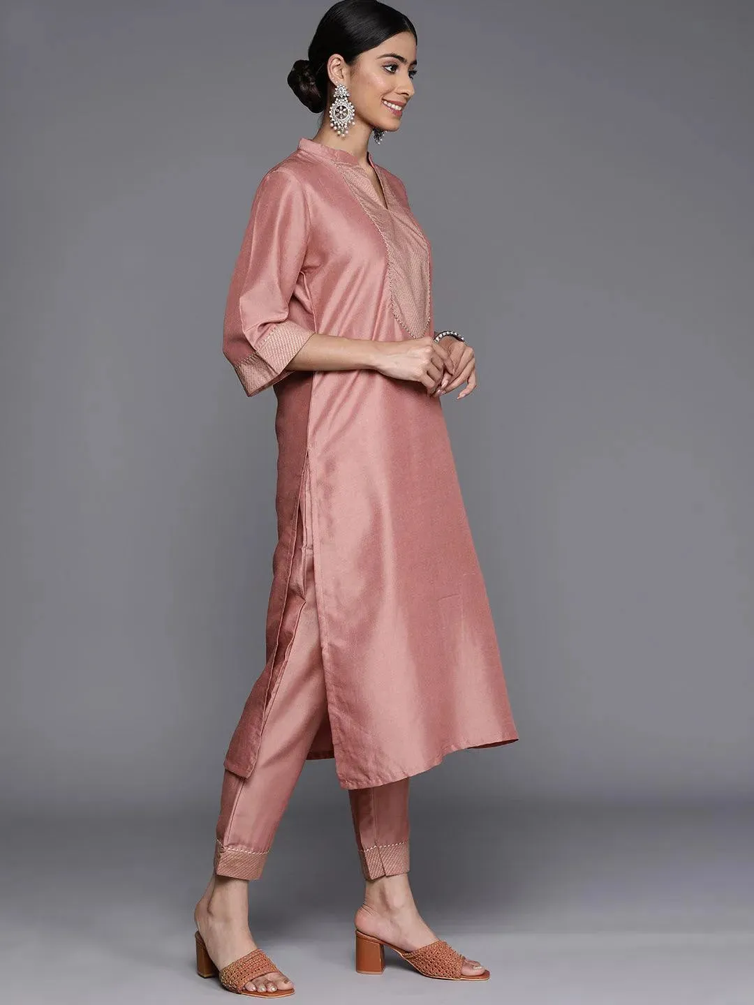 Pink Solid Silk Blend Straight Kurta With Dupatta