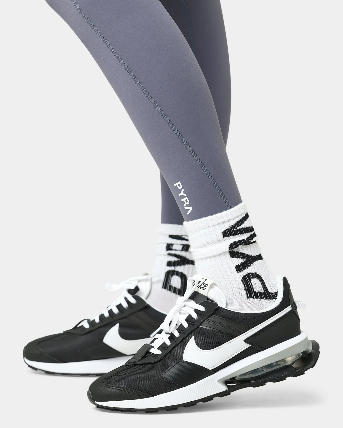 PYRA Women's Nero Pocket Tights Vintage Indigo